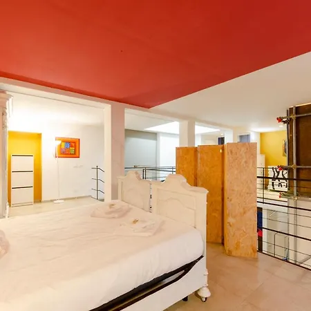 Lejlighed Joivy Vibrant Open-plan Apt For 6 In Historic Centre