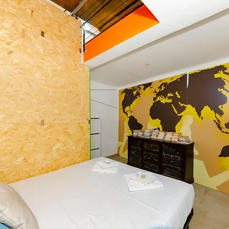 Lejlighed Joivy Vibrant Open-plan Apt For 6 In Historic Centre